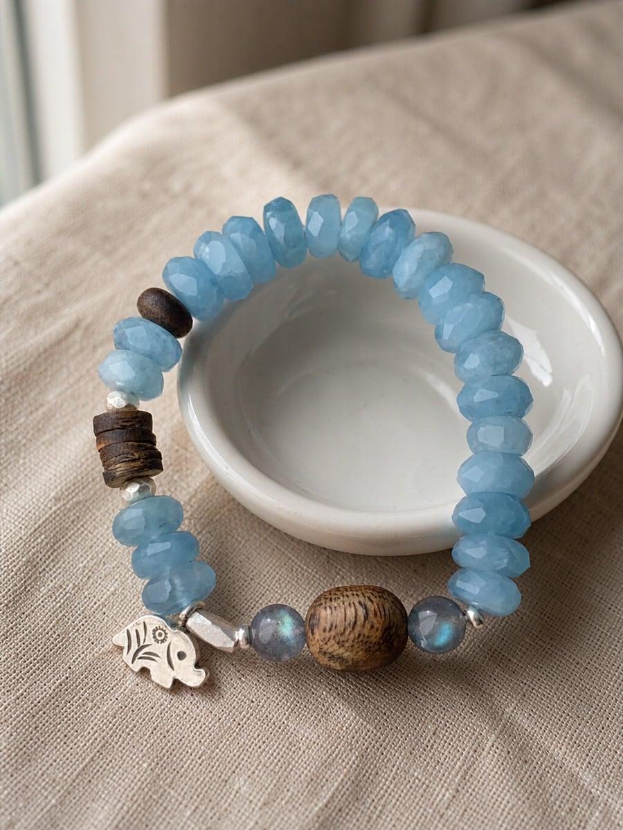 Handmade Raw Aquamarine Bracelet — Handmade Glacier Blue Raw Aquamarine & Agarwood Bracelet photo 6