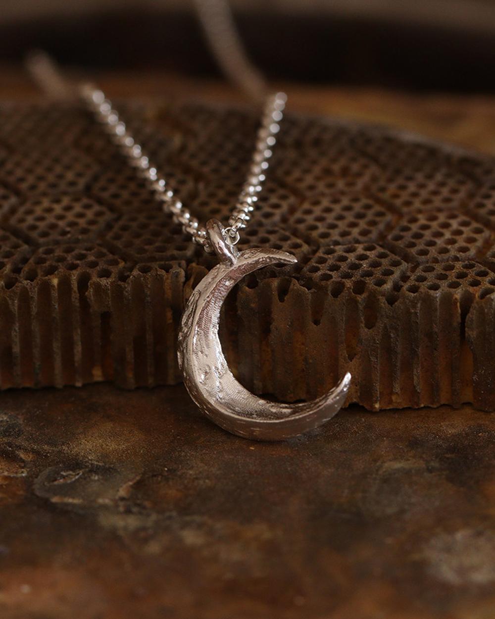 Original Handmade 999 Fine Silver Crescent Moon Necklace – Minimalist Artistic Pendant for Men & Wom — Handmade in 999 fine silver, this crescent moon photo 7
