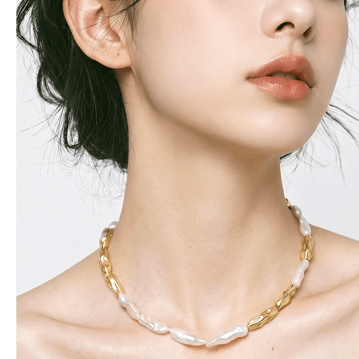 Irregular Baroque Freshwater Pearl Necklace — Irregular Baroque Freshwater Pearl Necklace – Elegant Minimalist photo 8
