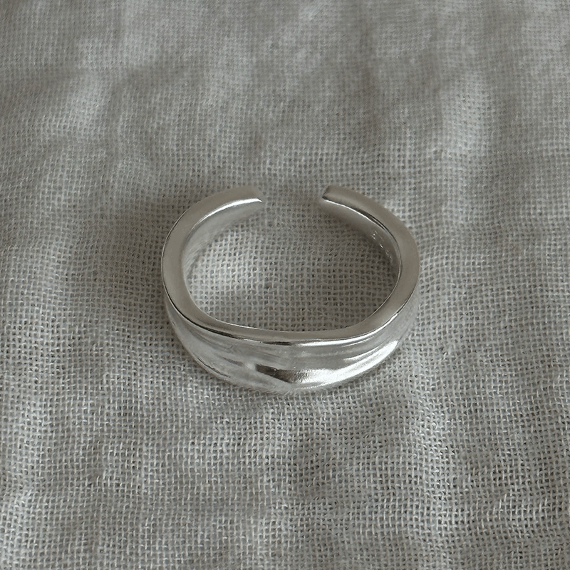 Handmade Silver Ring Collection – Pearl Rings, Open & Closed Designs — Original Handmade Silver Ring Collection – 925/999 Sterling detail view 29